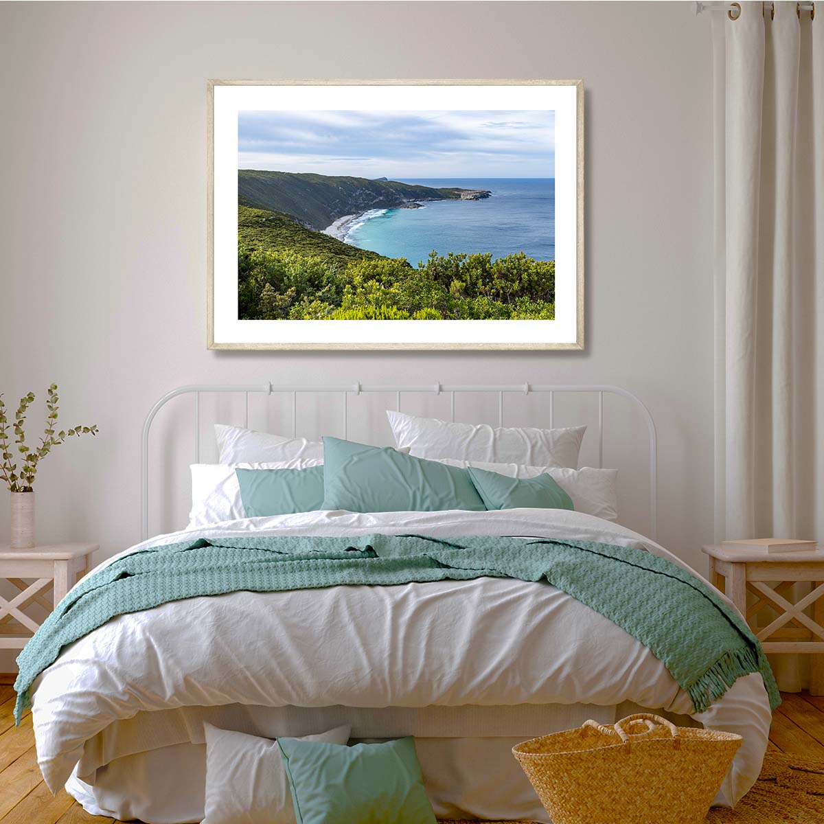 Cave Point Lighthouse Art Print